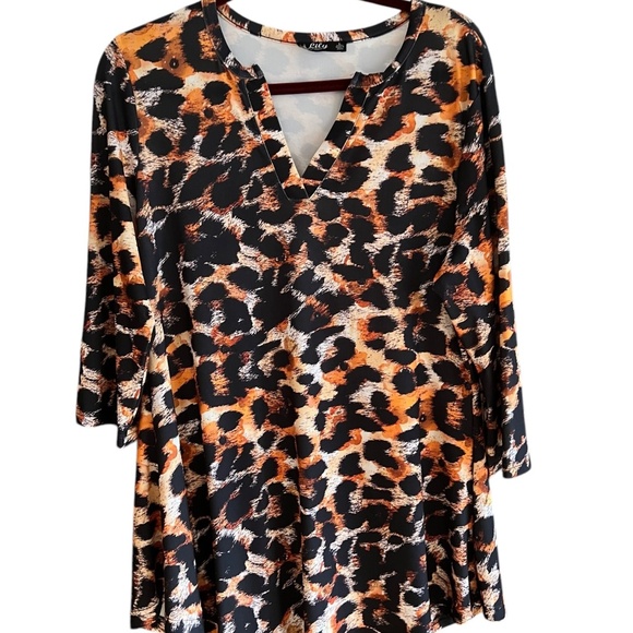 Animal Print Tunic Lily by Firmiana  Long Sleeves V-Neck Rust Orange Black - Picture 6 of 7